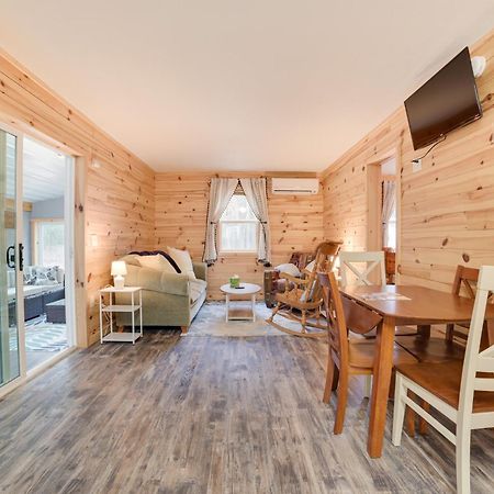 Scenic Evans Hideaway Steps To Lake Huron! Oscoda Buitenkant foto